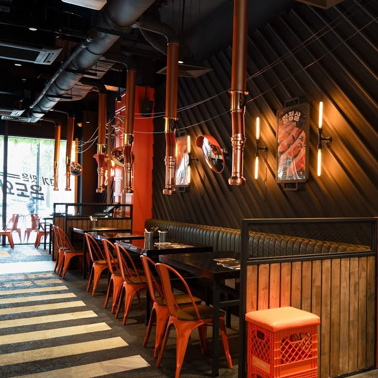 Banner Staff Restoran (Hall Staff / Kitchen Staff)